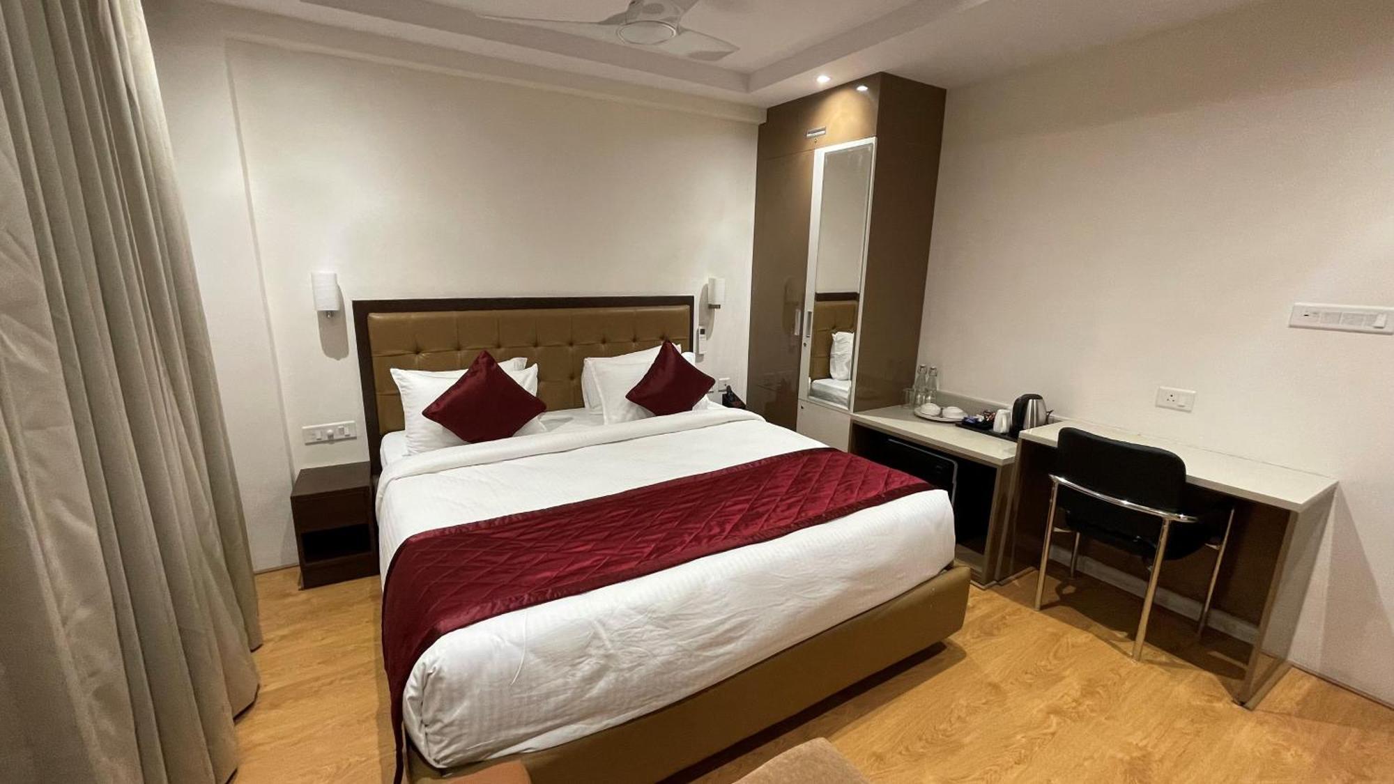 Hotel Silver Cle 하이데라바드 외부 사진