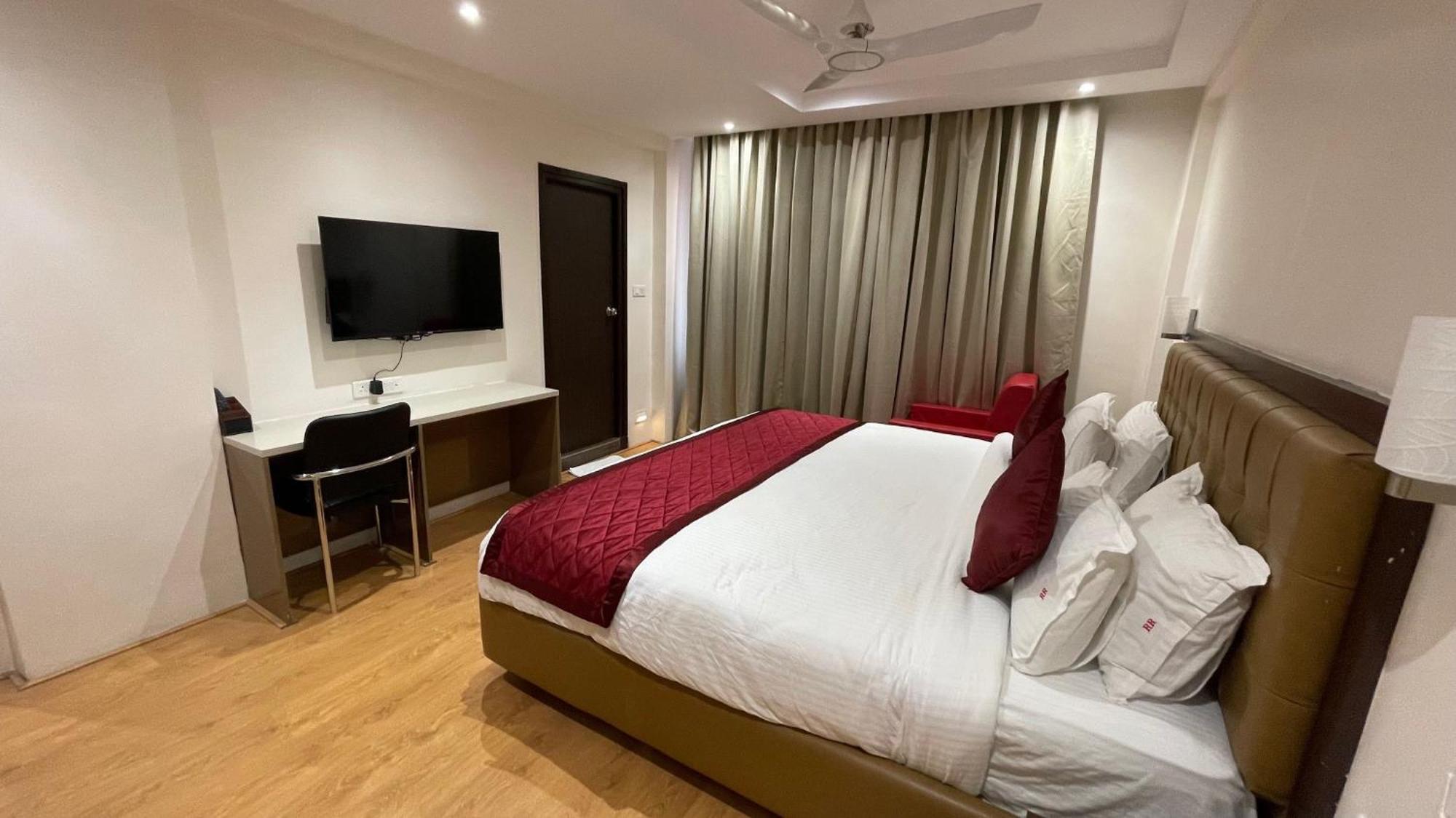 Hotel Silver Cle 하이데라바드 외부 사진