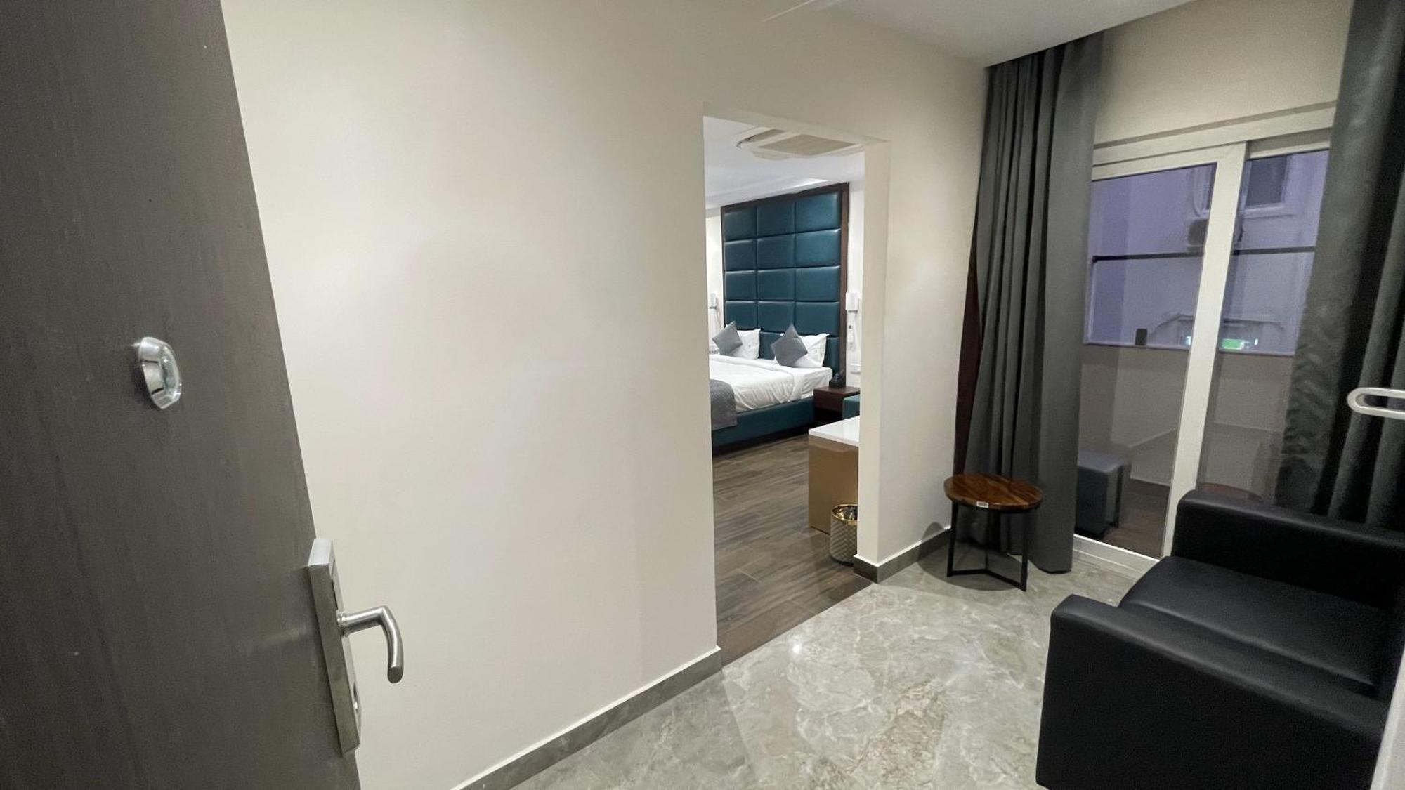 Hotel Silver Cle 하이데라바드 외부 사진